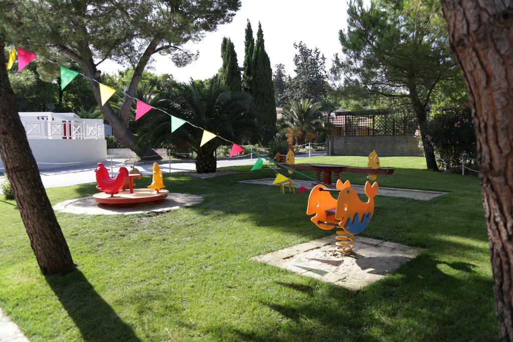 Green Garden Village Sirolo Exterior photo